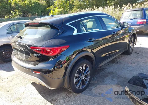 2017 Infiniti Qx30 Premium z USA, uszkodzony, nr VIN SJKCH5CR0HA036707